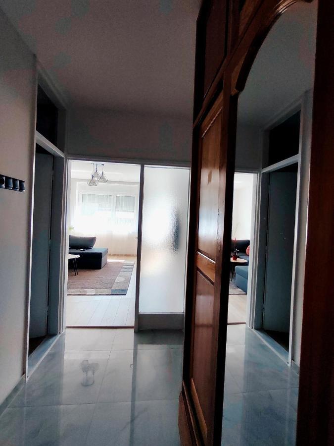 Spacious And Modern In Town Center